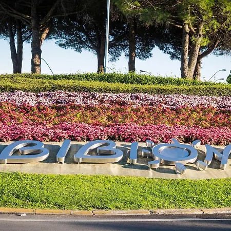 With Private Terraces And Pool Apartment Bibione